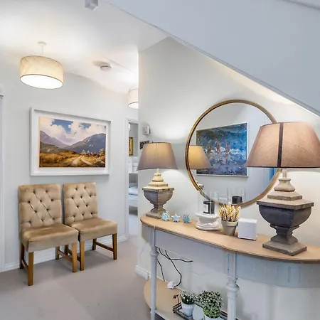 The Beach House, Aillebrack *